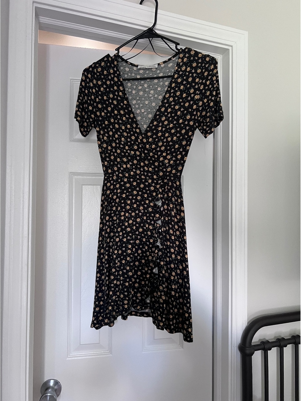 Pull&Bear Women's Black Floral Wrap Dress Size XS